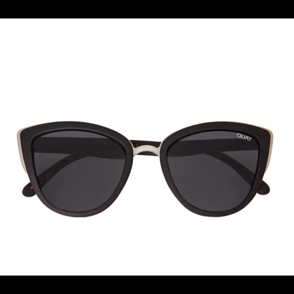 Quay Australia Accessories - Quay My Girl Sunglasses in Black/Smoke